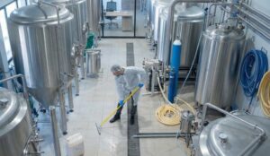 Mejores prácticas en CIP de cervecerías - Adquiere los conocimientos necesarios para afrontar los retos que implica la limpieza de las instalaciones de tu fábrica y equipos. Un curso imprescindible para asegurar la calidad del producto final.
